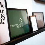 Eifelturmsuite Vakantiehuis *
