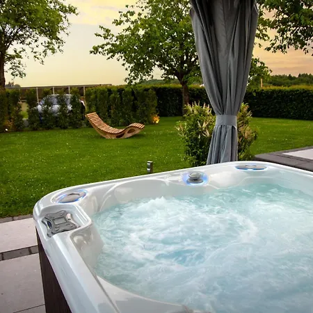 Eifelturmsuite Holiday home Utscheid