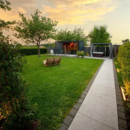 Feriehus Eifelturmsuite Utscheid