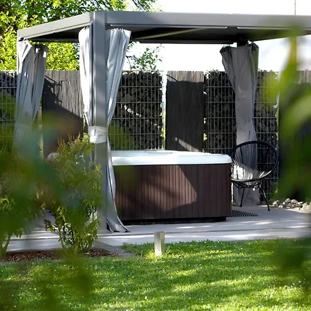 Eifelturmsuite Holiday home