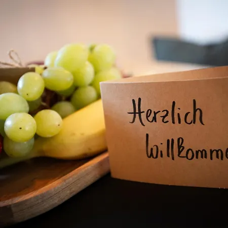 Eifelturmsuite Feriehus *