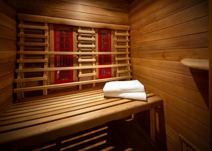 Holiday home Eifelturmsuite Utscheid