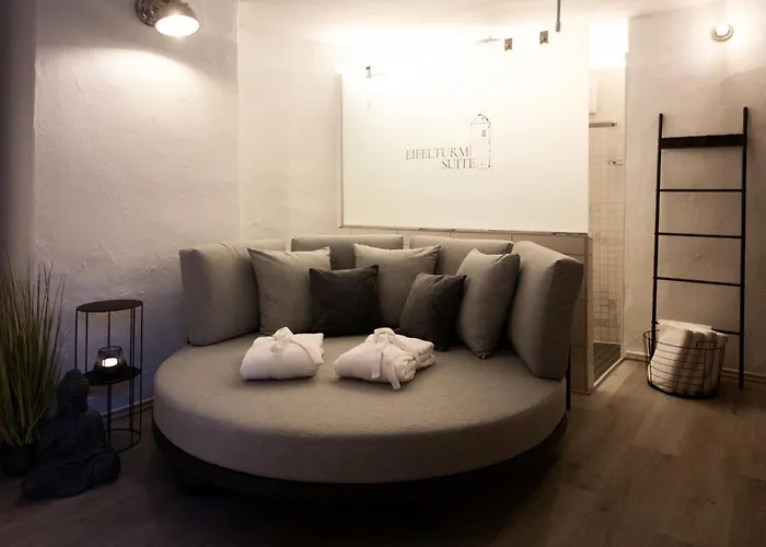 Eifelturmsuite Holiday home